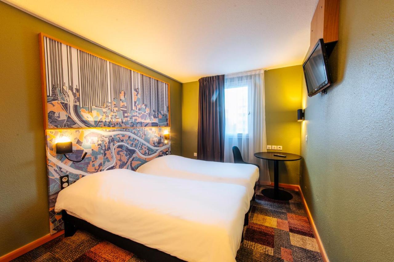 Отель Ibis Styles Lyon Croix Rousse Экстерьер фото