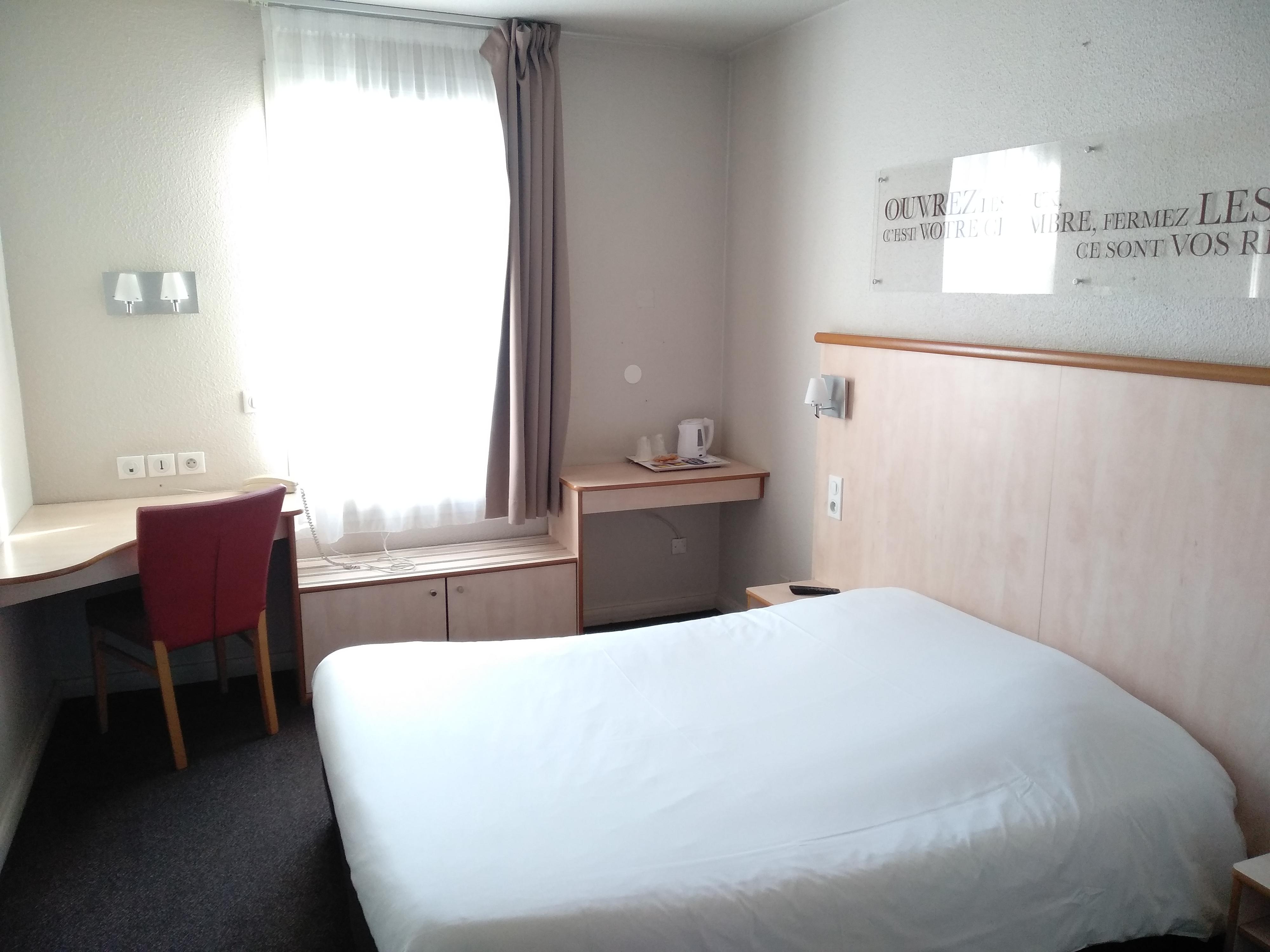 Отель Ibis Styles Lyon Croix Rousse Экстерьер фото