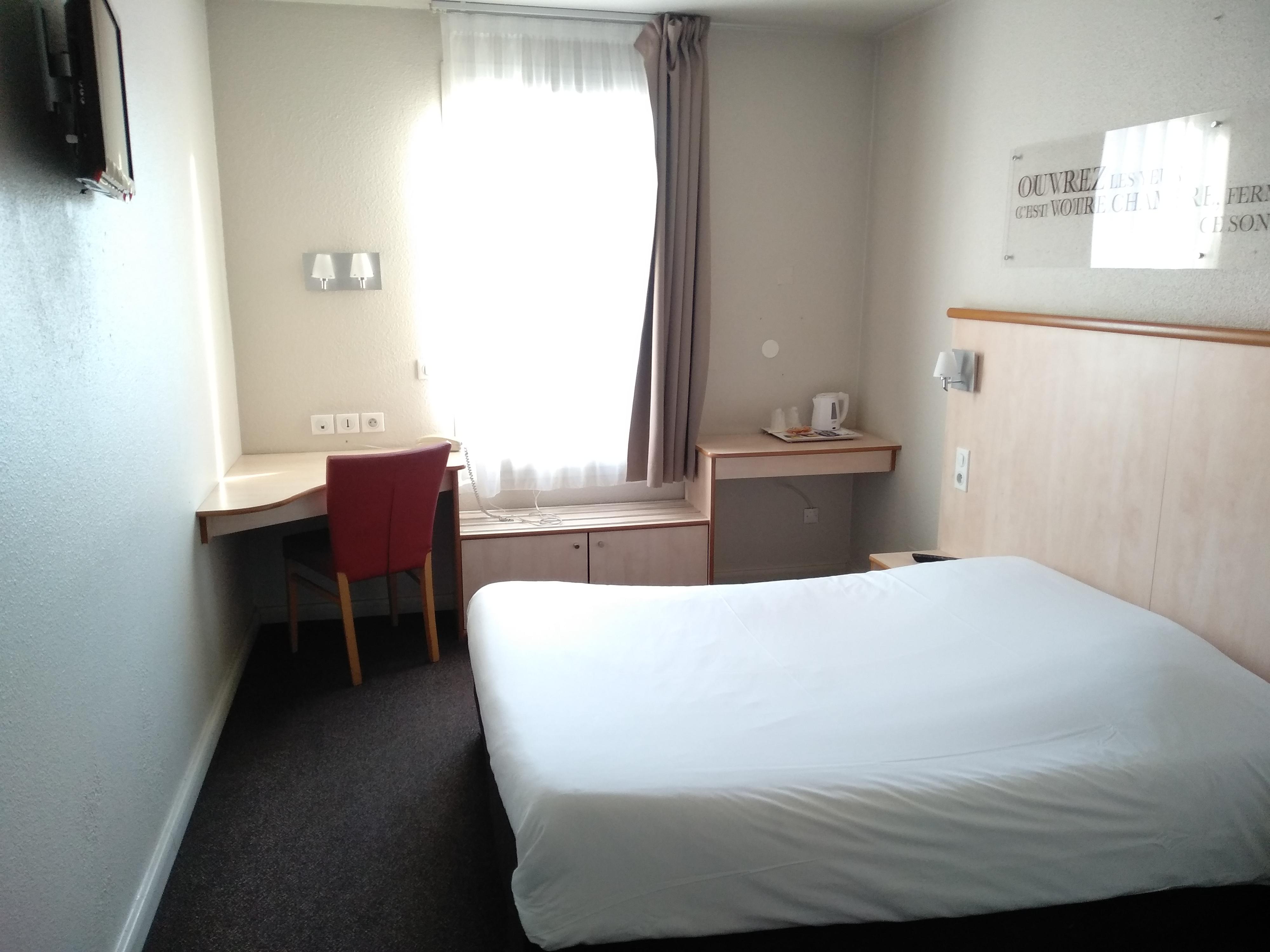 Отель Ibis Styles Lyon Croix Rousse Экстерьер фото