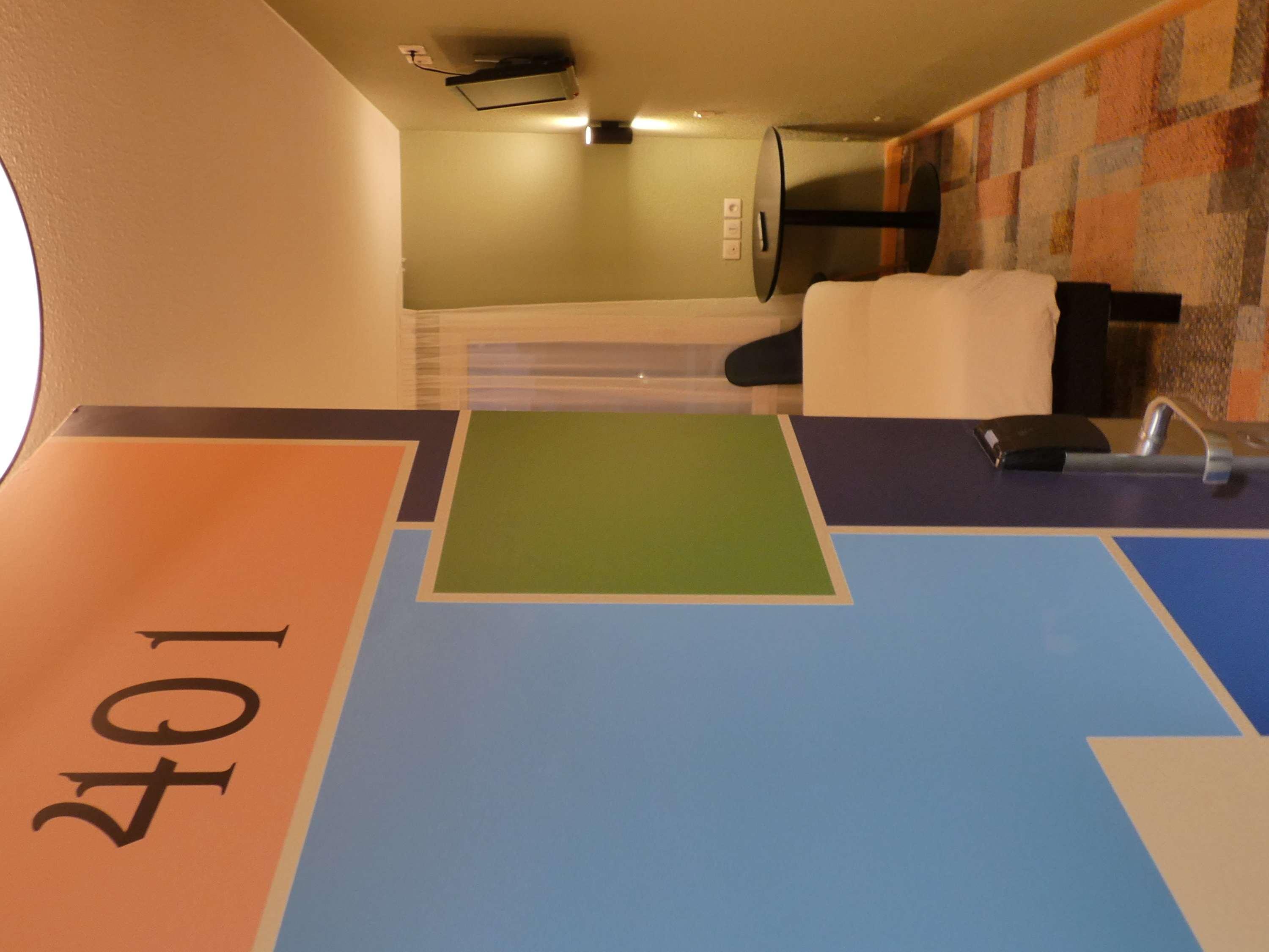 Отель Ibis Styles Lyon Croix Rousse Экстерьер фото