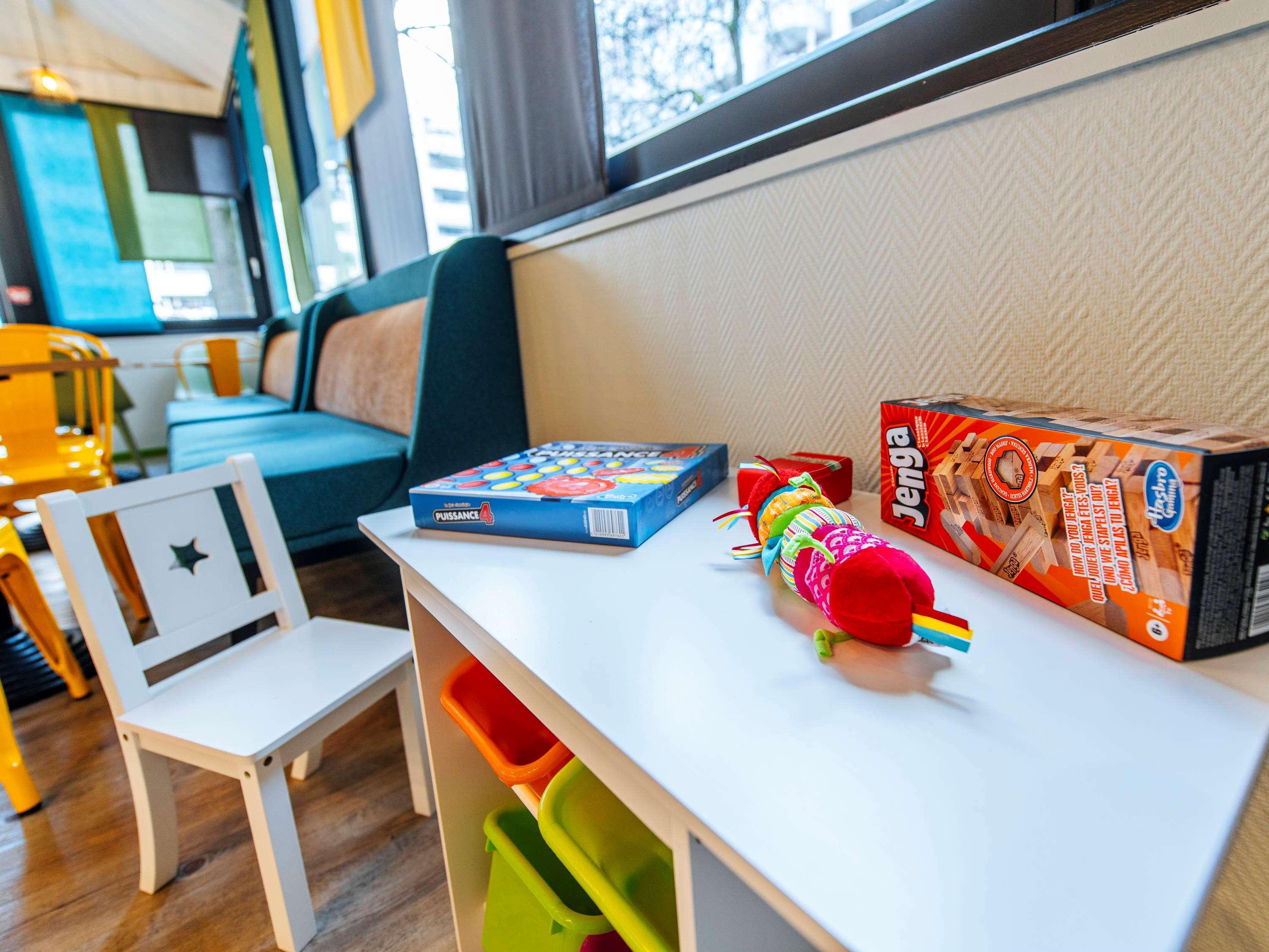 Отель Ibis Styles Lyon Croix Rousse Экстерьер фото