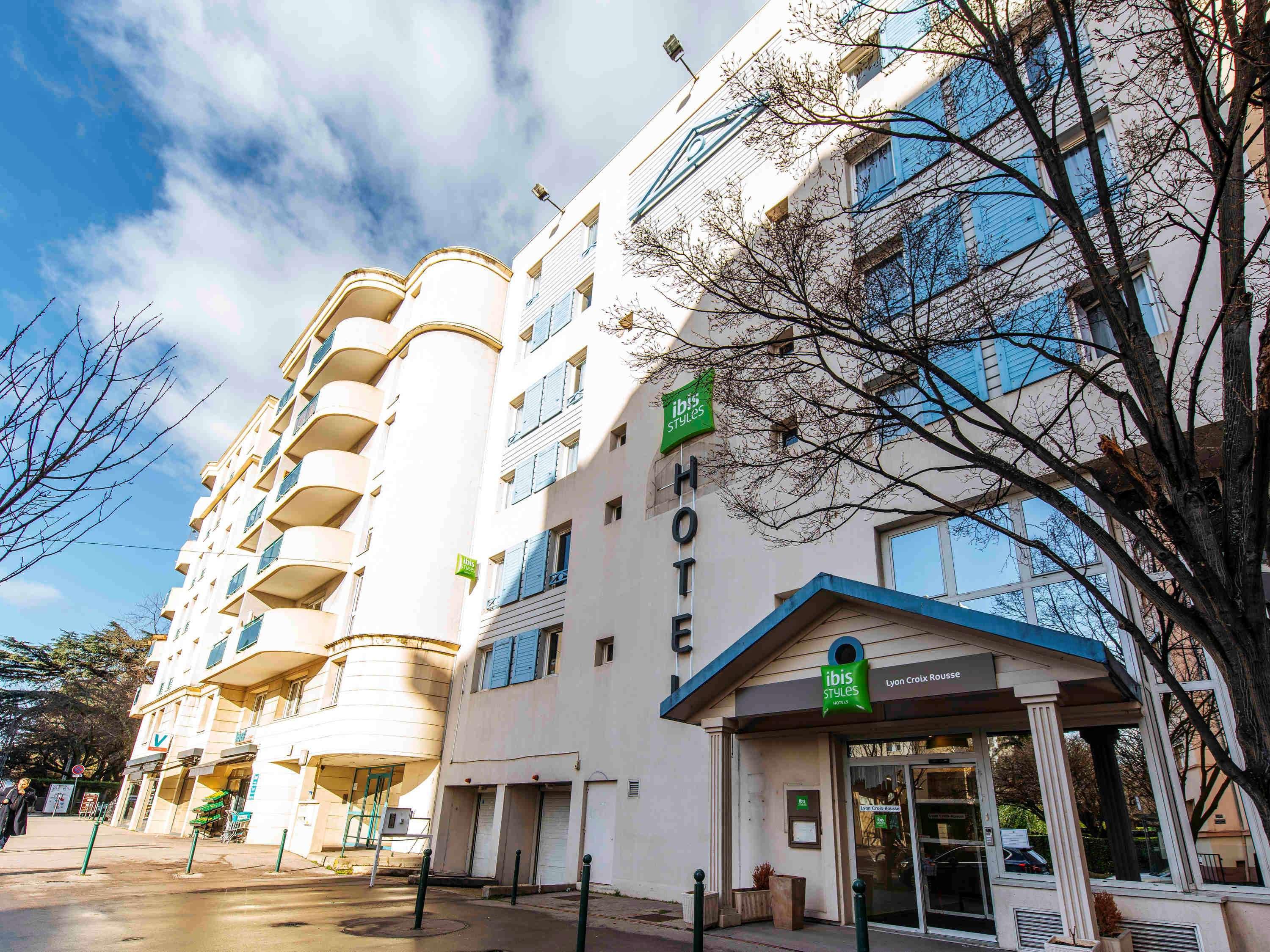 Отель Ibis Styles Lyon Croix Rousse Экстерьер фото