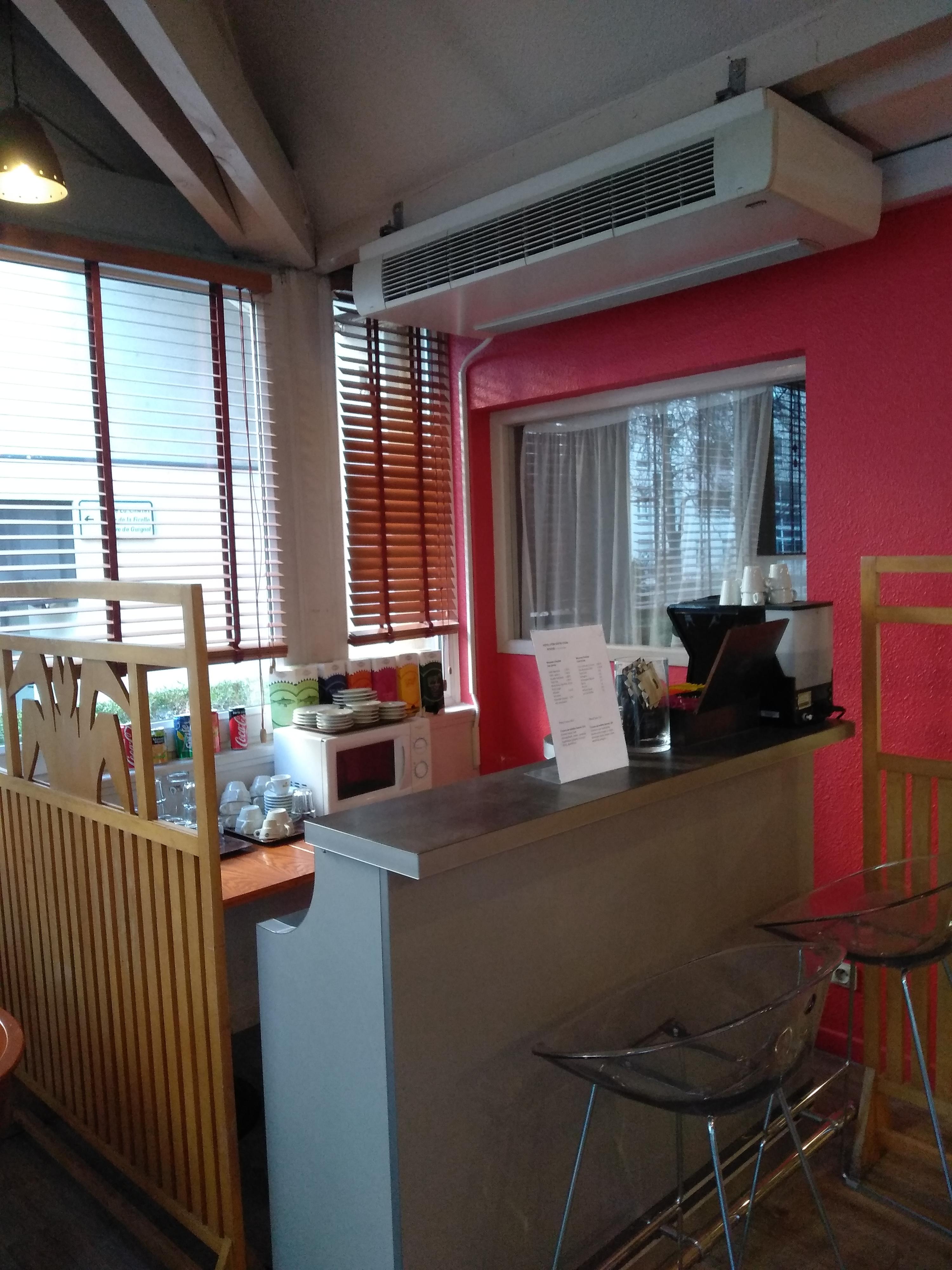 Отель Ibis Styles Lyon Croix Rousse Экстерьер фото