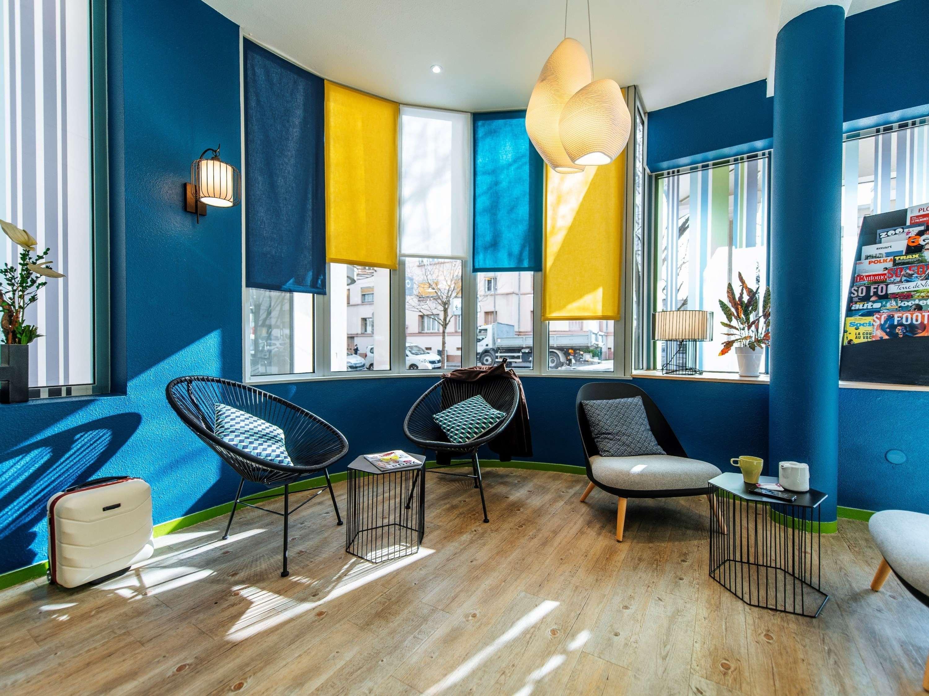 Отель Ibis Styles Lyon Croix Rousse Экстерьер фото