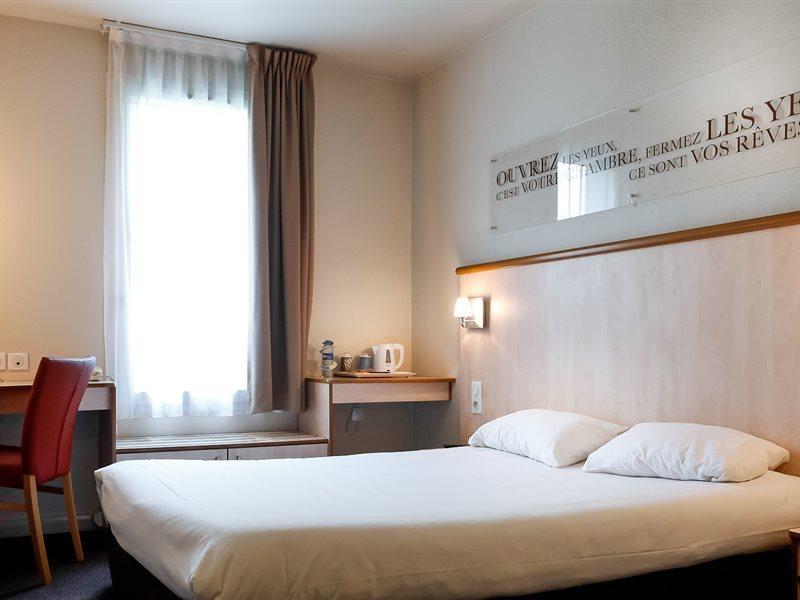 Отель Ibis Styles Lyon Croix Rousse Экстерьер фото
