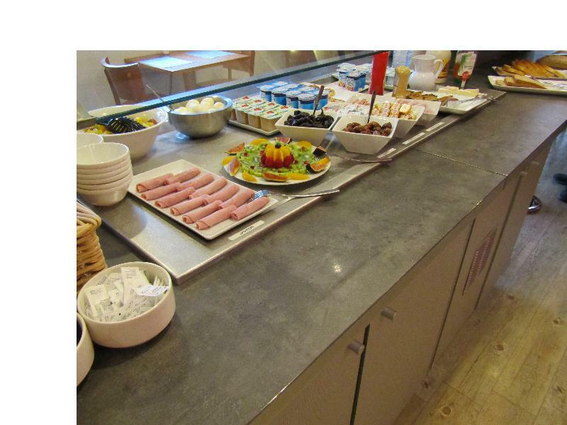 Отель Ibis Styles Lyon Croix Rousse Экстерьер фото