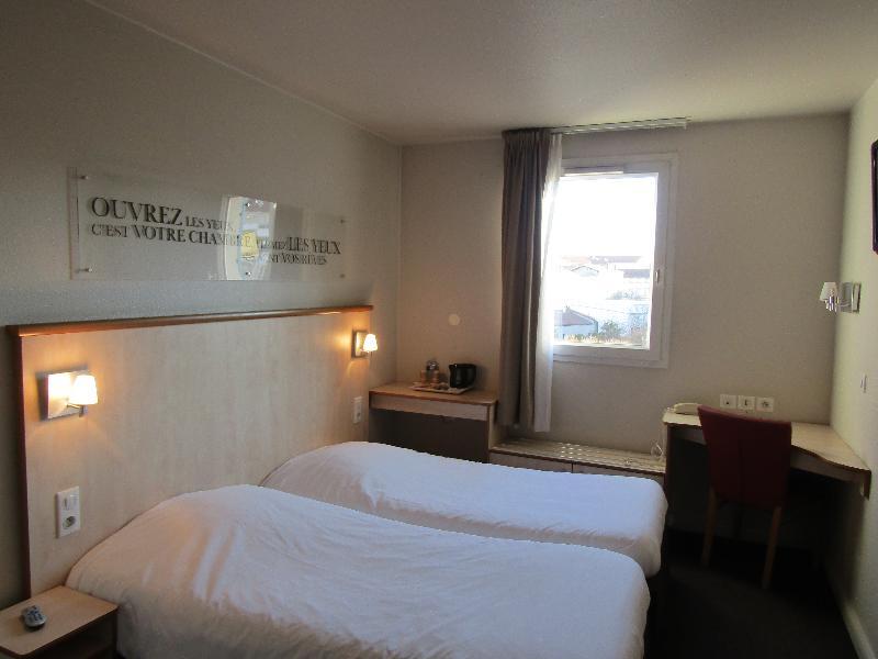 Отель Ibis Styles Lyon Croix Rousse Экстерьер фото